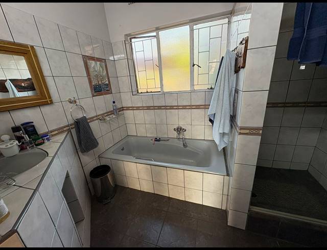3 BEDROOM HOUSE FOR SALE IN ARCON PARK